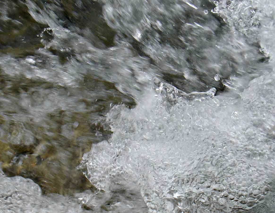 fliessendes Wasser